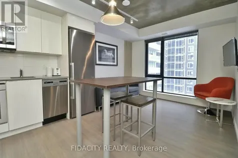 105 Champagne Avenue South Ottawa ON K1S 5E5