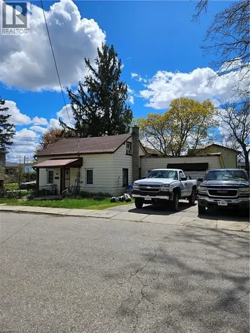 20 Foell Street Baden ON N3A 2V3