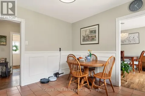 46 Macfarlane Road Ottawa ON K2E 6V5