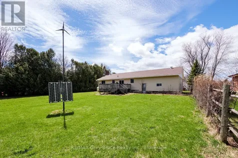 9 Bayfield Street Northern Bruce Peninsula ON N0H 1W0