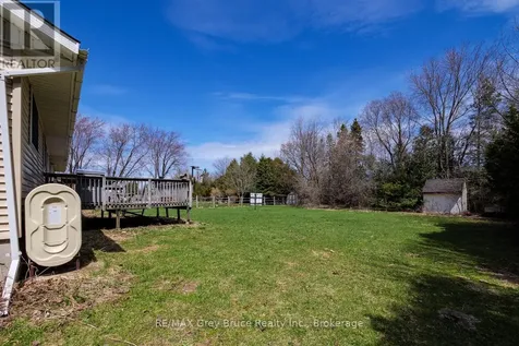 9 Bayfield Street Northern Bruce Peninsula ON N0H 1W0