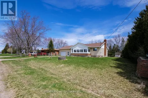9 Bayfield Street Northern Bruce Peninsula ON N0H 1W0