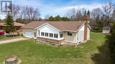 9 Bayfield Street Northern Bruce Peninsula ON N0H 1W0