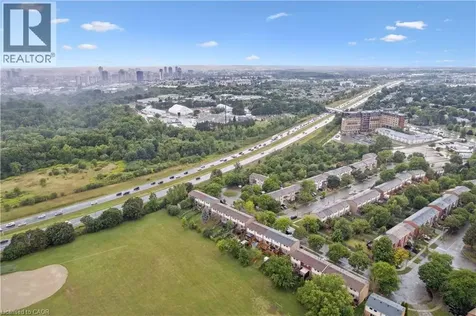 255 Camelot Court Waterloo ON N2K 3G1