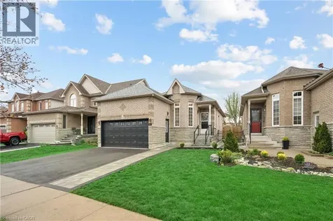 27 Spruce Boulevard Acton ON L7J 2Y3