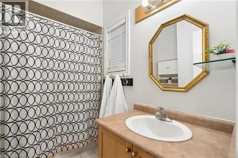 27 Spruce Boulevard Acton ON L7J 2Y3
