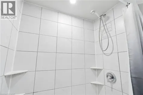 27 Spruce Boulevard Acton ON L7J 2Y3