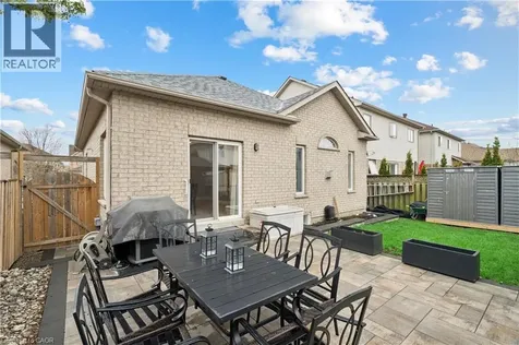27 Spruce Boulevard Acton ON L7J 2Y3