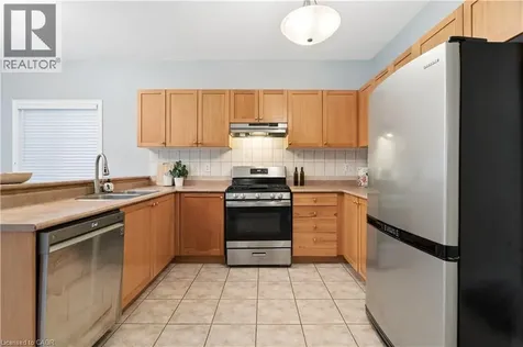 27 Spruce Boulevard Acton ON L7J 2Y3