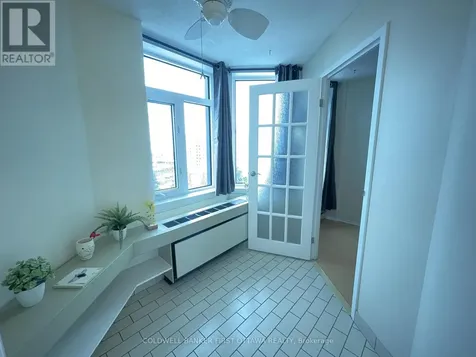 1025 Grenon Avenue Ottawa ON K2B 8S5