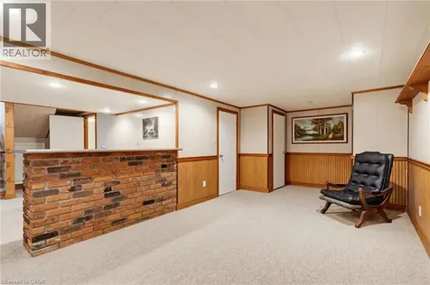 84 Homeside Avenue Hamilton ON L8G 3H1