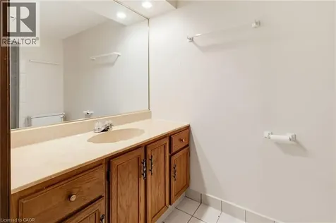 84 Homeside Avenue Hamilton ON L8G 3H1