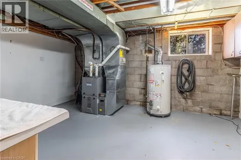 84 Homeside Avenue Hamilton ON L8G 3H1