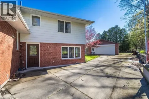 84 Homeside Avenue Hamilton ON L8G 3H1