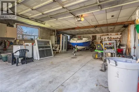 84 Homeside Avenue Hamilton ON L8G 3H1