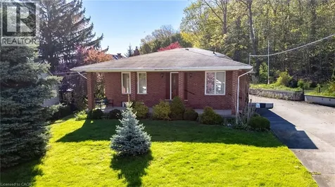 84 Homeside Avenue Hamilton ON L8G 3H1