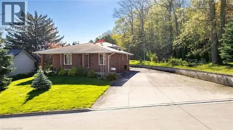 84 Homeside Avenue Hamilton ON L8G 3H1