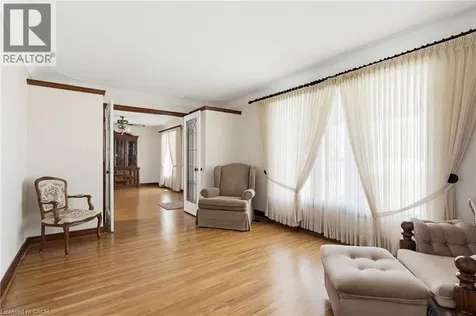 84 Homeside Avenue Hamilton ON L8G 3H1