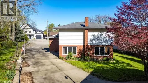 84 Homeside Avenue Hamilton ON L8G 3H1