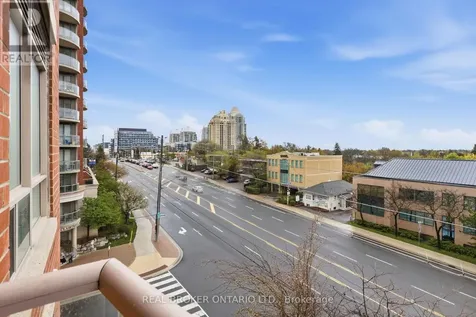 2 Clairtrell Road Toronto (willowdale East) ON M2N 7H5