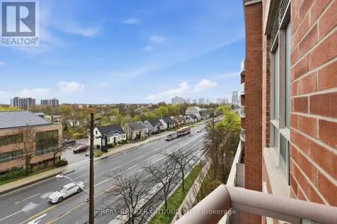 2 Clairtrell Road Toronto (willowdale East) ON M2N 7H5