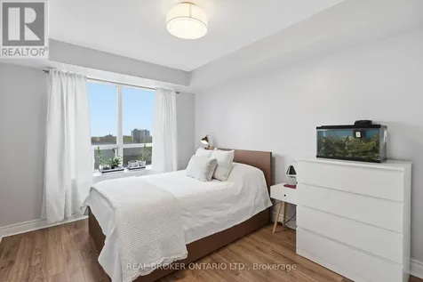 2 Clairtrell Road Toronto (willowdale East) ON M2N 7H5