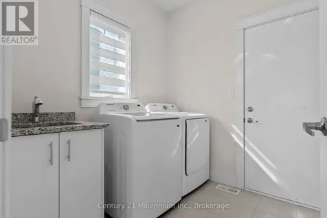 103 Laurens Lane Georgian Bluffs ON N0H 1S0