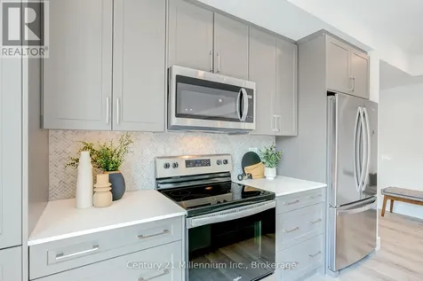 4 Kimberly Lane Collingwood ON L9Y 5T6