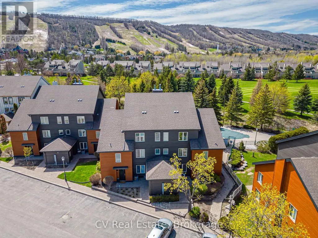 110 Fairway Court Blue Mountains ON L9Y 0P8