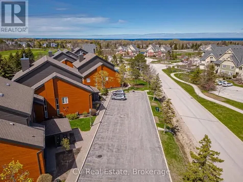 110 Fairway Court Blue Mountains ON L9Y 0P8