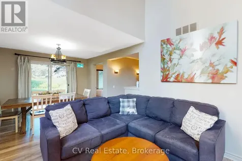 110 Fairway Court Blue Mountains ON L9Y 0P8