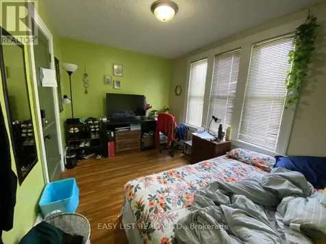 731-733 Partington Avenue Windsor ON N9B 2N6