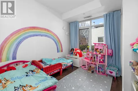 950 Marguerite Avenue Ottawa ON K1K 3T8