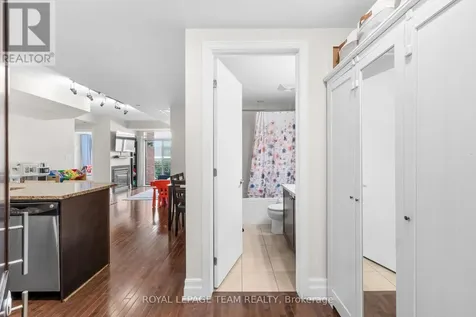 950 Marguerite Avenue Ottawa ON K1K 3T8