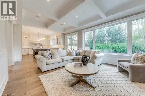 436 Willis Drive Oakville ON L6L 4V5