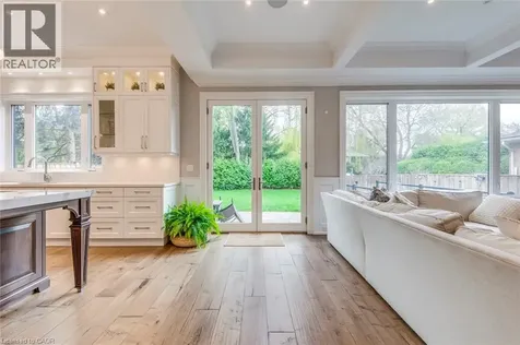 436 Willis Drive Oakville ON L6L 4V5