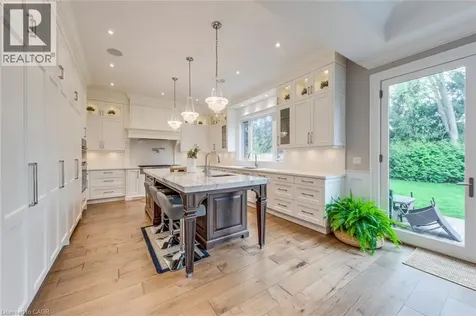 436 Willis Drive Oakville ON L6L 4V5