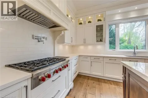 436 Willis Drive Oakville ON L6L 4V5