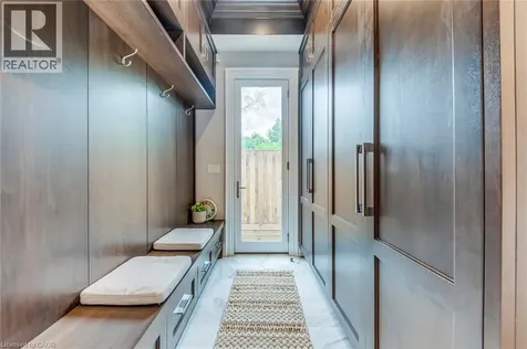 436 Willis Drive Oakville ON L6L 4V5