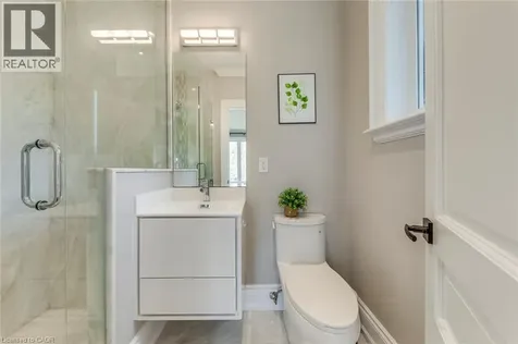 436 Willis Drive Oakville ON L6L 4V5