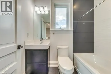 436 Willis Drive Oakville ON L6L 4V5
