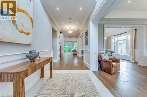 436 Willis Drive Oakville ON L6L 4V5