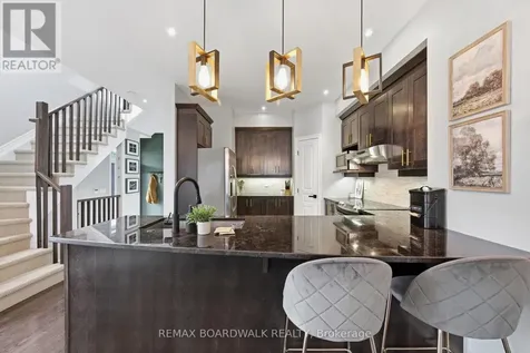 375 Cooks Mill Crescent Ottawa ON K1V 2N2