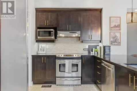 375 Cooks Mill Crescent Ottawa ON K1V 2N2