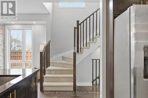 375 Cooks Mill Crescent Ottawa ON K1V 2N2