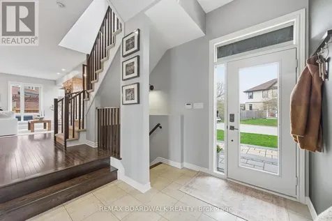 375 Cooks Mill Crescent Ottawa ON K1V 2N2
