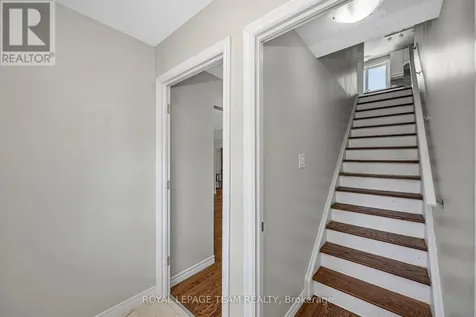 73 Southpark Drive Ottawa ON K1B 3B5