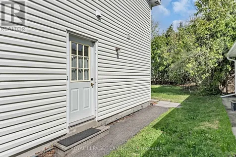 73 Southpark Drive Ottawa ON K1B 3B5