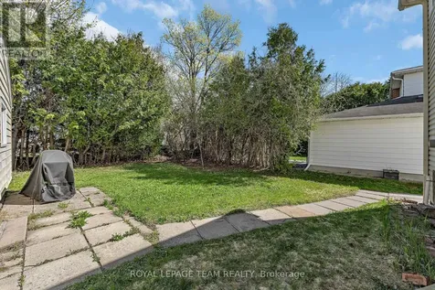 73 Southpark Drive Ottawa ON K1B 3B5