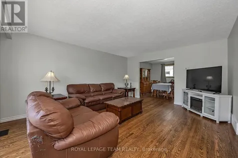 73 Southpark Drive Ottawa ON K1B 3B5